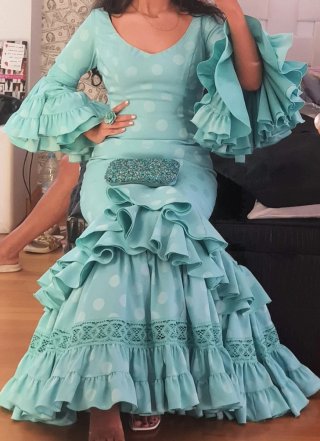 Vestido de Flamenca Turquesa con Lunares
