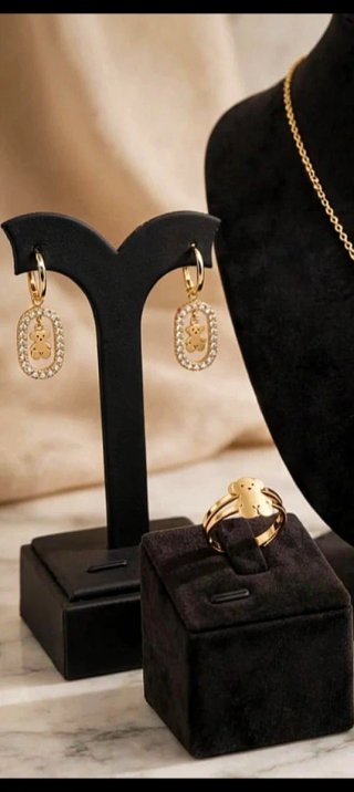 Conjunto de pendientes y collar oso tous