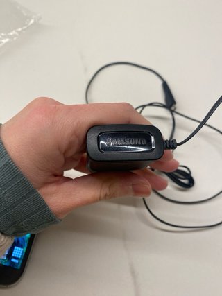 Móvil Samsung Antiguo Plateado