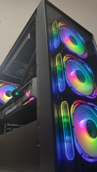 Pc gaming RTX 4080 súper 16gb+monitor 240hz