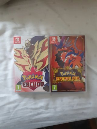 Pack Pokémon Escudo y Escarlata Nintendo Switch