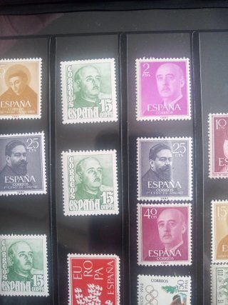 Lote de 80 sellos antiguos de España