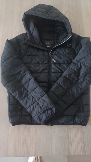 Chaqueta niño acolchada Bershka negra