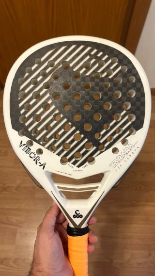 Pala de pádel Vibora Yarará 12K Carbon