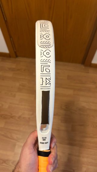 Pala de pádel Vibora Yarará 12K Carbon