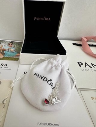 Collar Pandora de plata 925 con corazón rojo