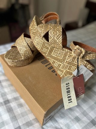 Sandalias cuña 38
