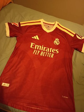 Camiseta Real Madrid Adidas Roja Talla L