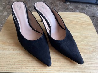 Zapatillas Zara Tacón Negro Talla 40