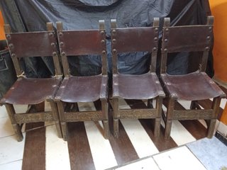 Set de 4 Sillas Antiguas de Roble y Cuero