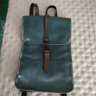 Mochila Azul de Charol