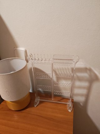 Joyero de acrílico transparente