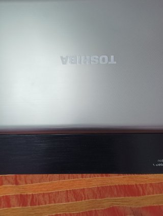 Portátil Toshiba Satellite Pro