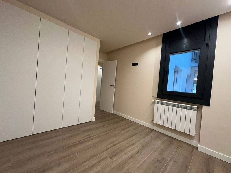 Piso de 3 habitaciones en alquiler en Escaldes-Engordany · 11 de 60