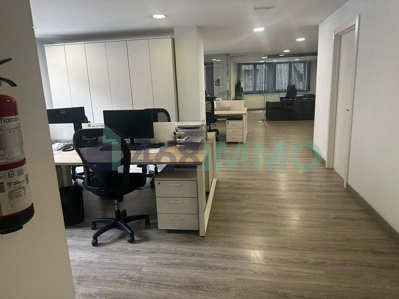 Commercial premises for rent in Andorra la Vella · 7 of 19