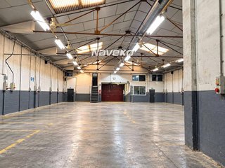 Nave industrial en venta en Gràcia en Sabadell