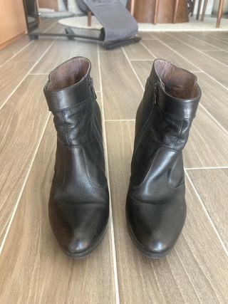 Botines NeroGiardini Piel Negra Talla 41