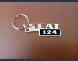 LLAVERO SEAT 124 DE METAL CROMADO