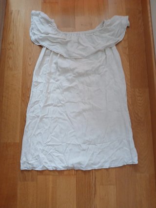 Vestido blanco escotado