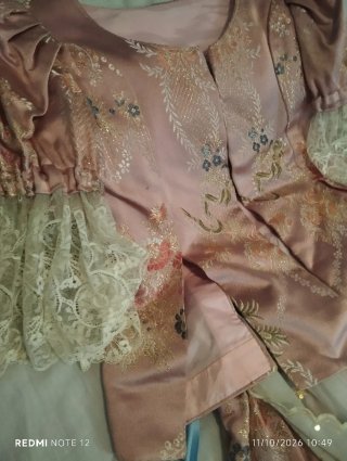 Traje de fallera para niña