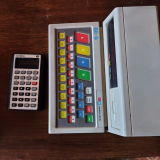 Calcolatrice e Videogioco Vintage Olympia Bit-6