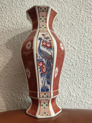 Jarrón estilo oriental de porcelana
