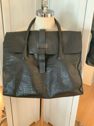 Bolso Grande de Piel Negro