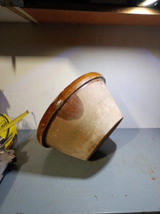 Cuenco de cerámica rústico