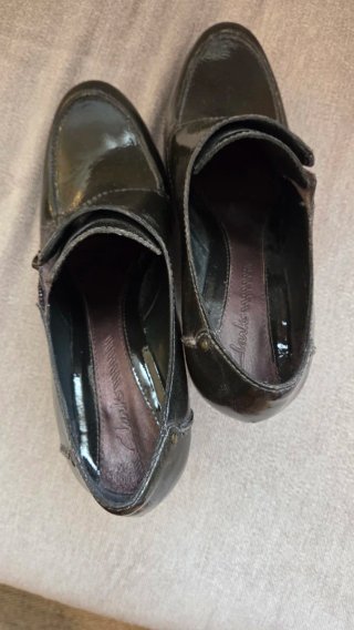 Zapatos Clarks vintage charol entre gris -negro