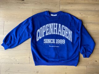 Sudadera Bershka Copenhagen Talla M
