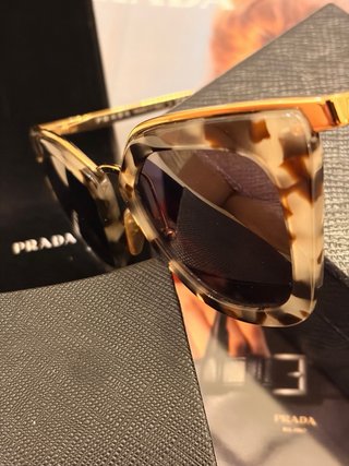 Gafas de sol Prada Tortoise