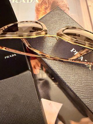 Gafas de sol Prada Tortoise