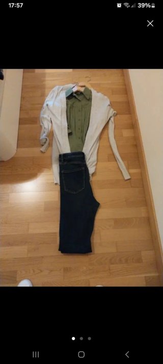 Conjunto Ropa: Camisa Verde y Vaqueros Azules