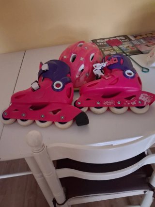 Patines y Casco para Niña