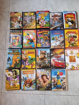 Lote 19 DVDs peliculas y Clásicos Infantiles