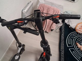 2 Patinetes Eléctricos: Segway y Smartgyro
