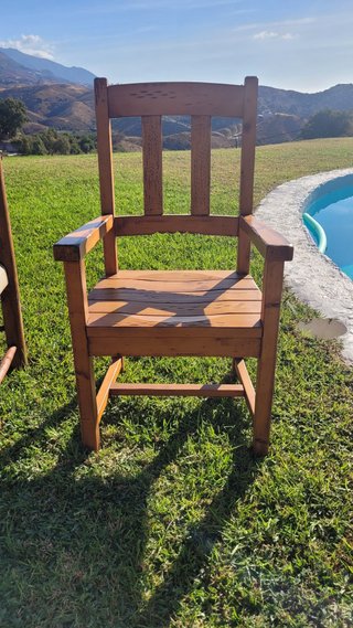 Silla de madera