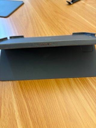 Teclado Logitech Combo Touch para iPad