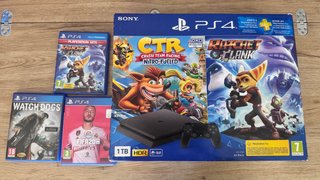 PS4 Slim (PlayStation) 1TB Jet Black CUH-2216B