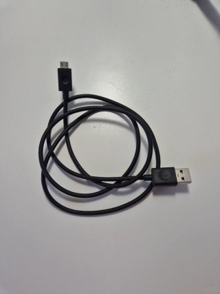 Kindle 8ª Generación Negro con Funda y cable