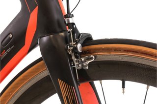 Bicicleta BH G6 Pro Di2 11V t.54 Reacondicionada