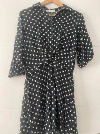 Vestido corto Zara lunares talla M