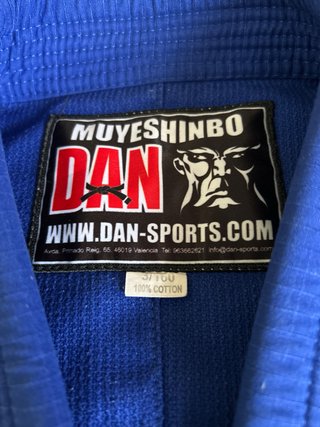 Traje de Artes Marciales DAN Azul