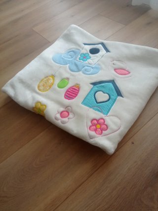 Manta polar infantil de cuna con dibujos