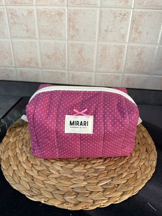 Beauty Case Fucsia a Pois con fiocchetto
