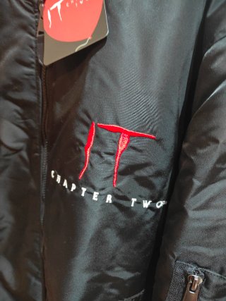 Cazadora Bomber IT Chapter Two Negra Roja
