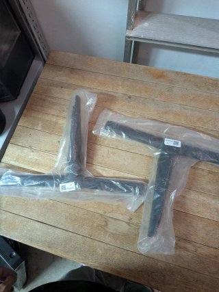 SAMSUNG OEM  BN96-52639A Base Stand UN85DU8000, QN