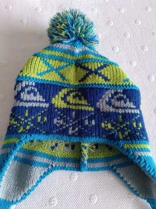 Gorro Quiksilver azul y verde sin estrenar