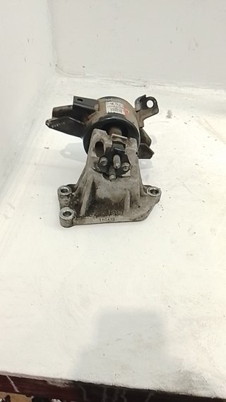 980137 SOPORTE MOTOR KIA CARENS