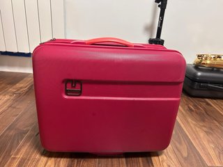 Maleta Samsonite rosa fucsia